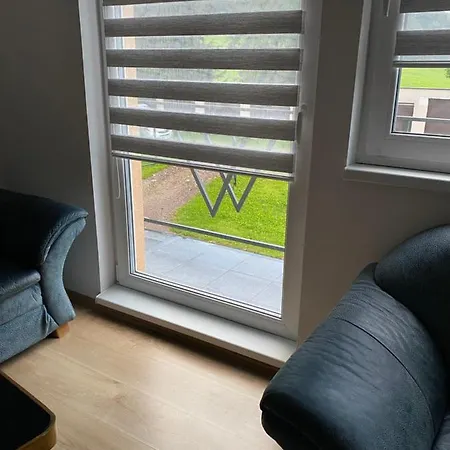 W 2 Rocks